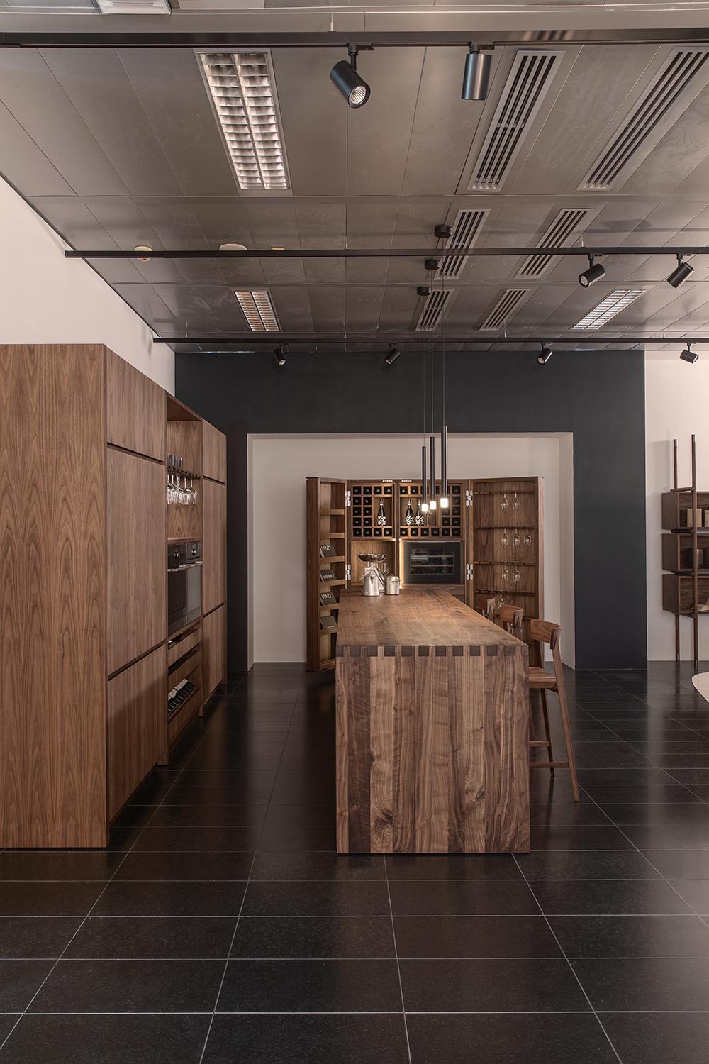LINEA 45 Gallery 12